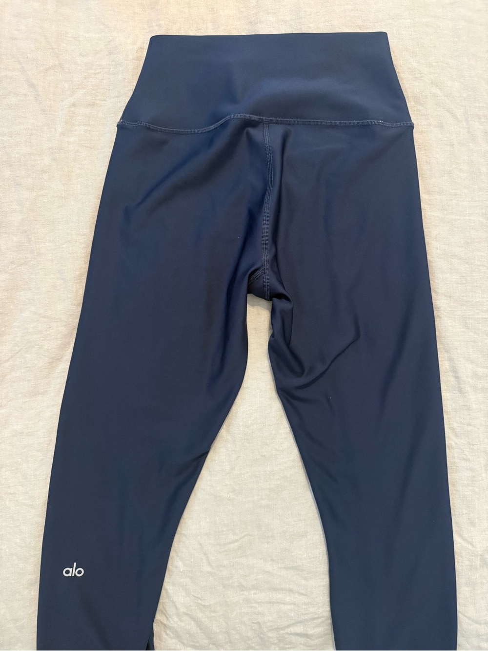 ALO Yoga Navy High-Rise Leggings with Logo - Picture 2 of 3
